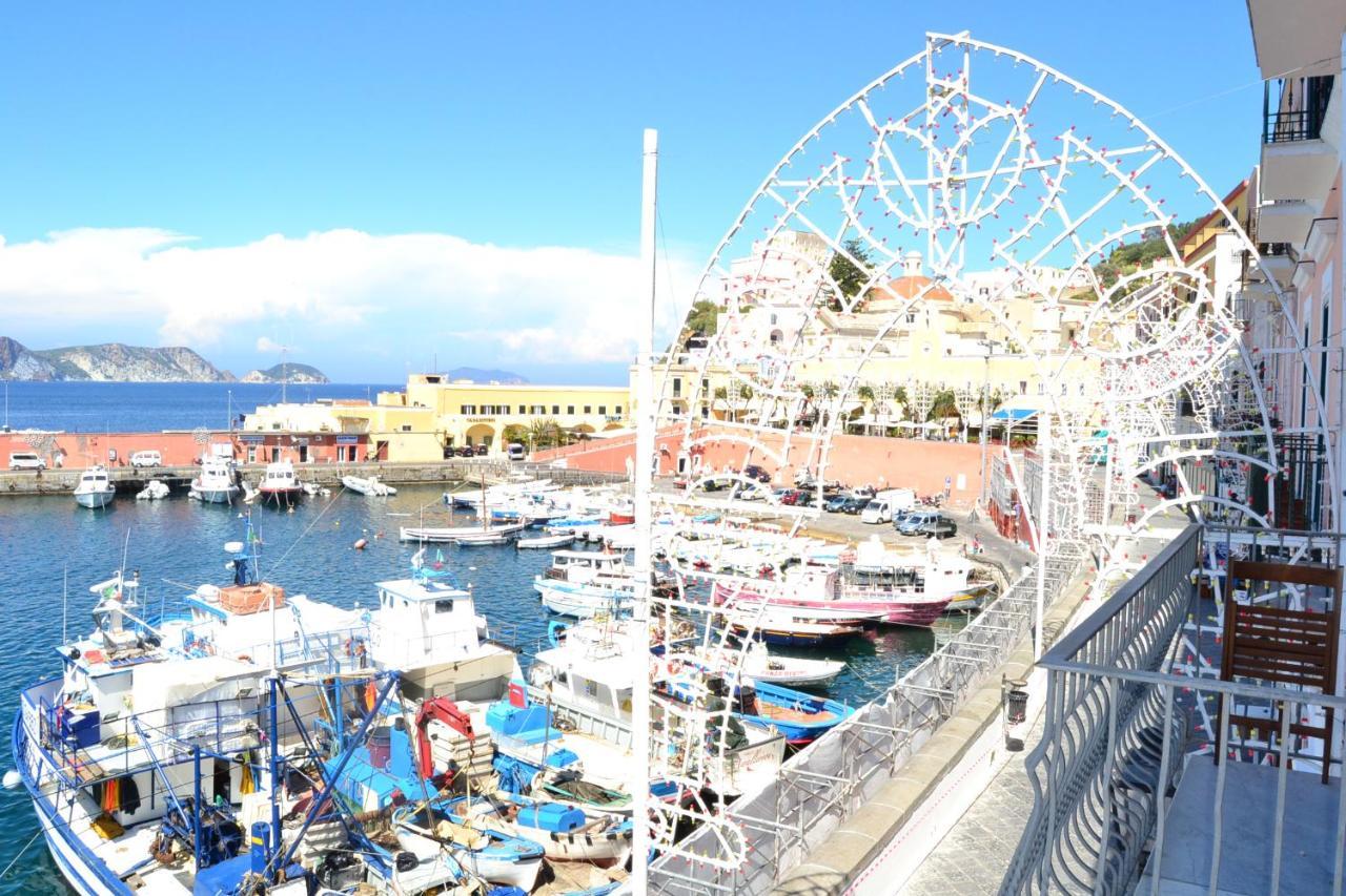 Maridea - La Darsena Daire Ponza Dış mekan fotoğraf